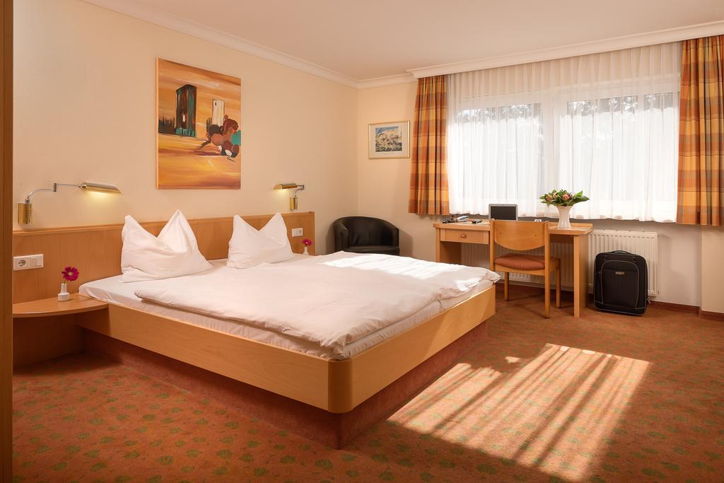 Hotel Heuboden Umkirch Eksteriør billede