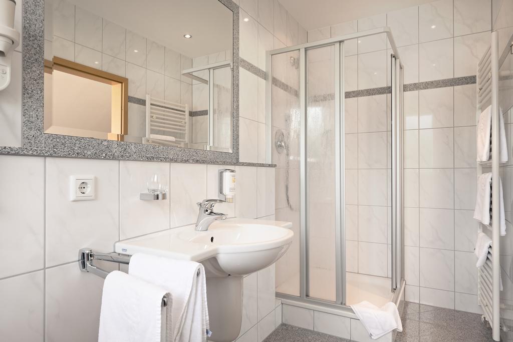 Hotel Heuboden Umkirch Eksteriør billede