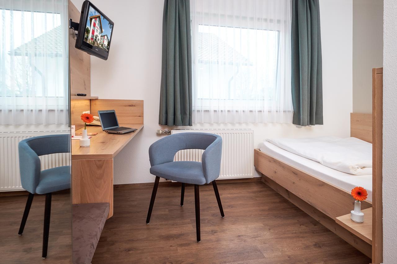 Hotel Heuboden Umkirch Eksteriør billede